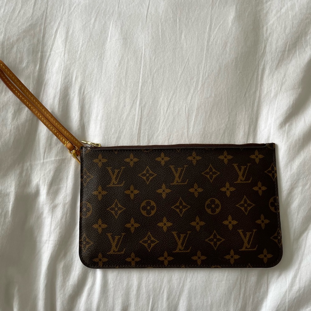 Louis Vuitton Neverfull Pochette Monogram